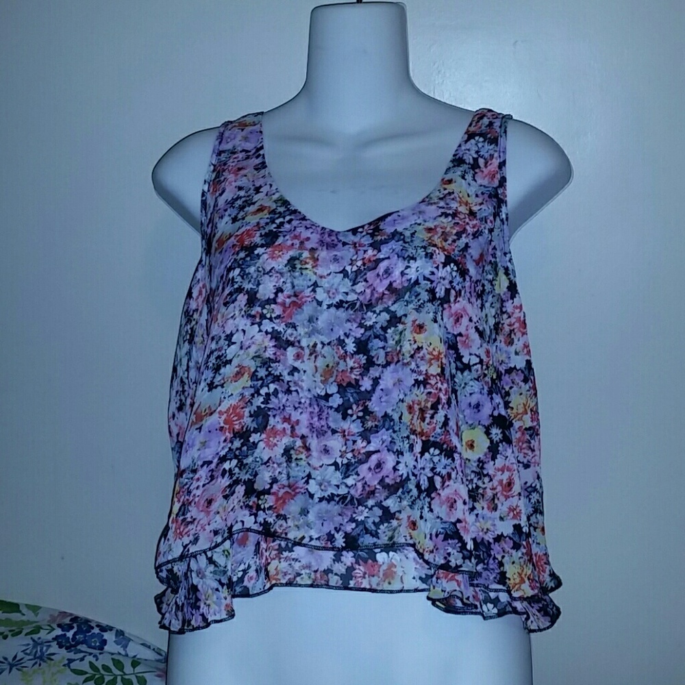 Ruffle top